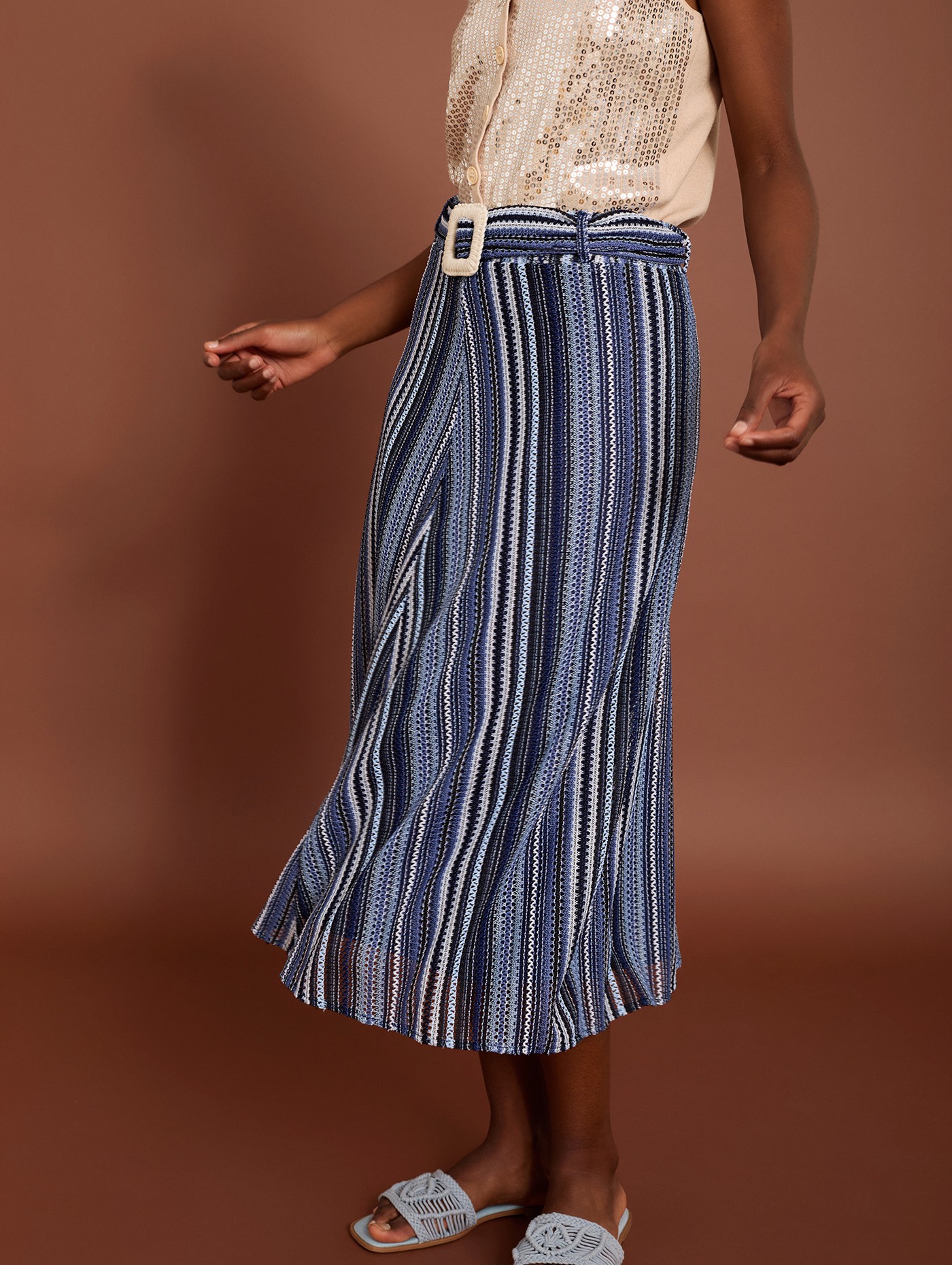 Striped midi skirt with buckle 4