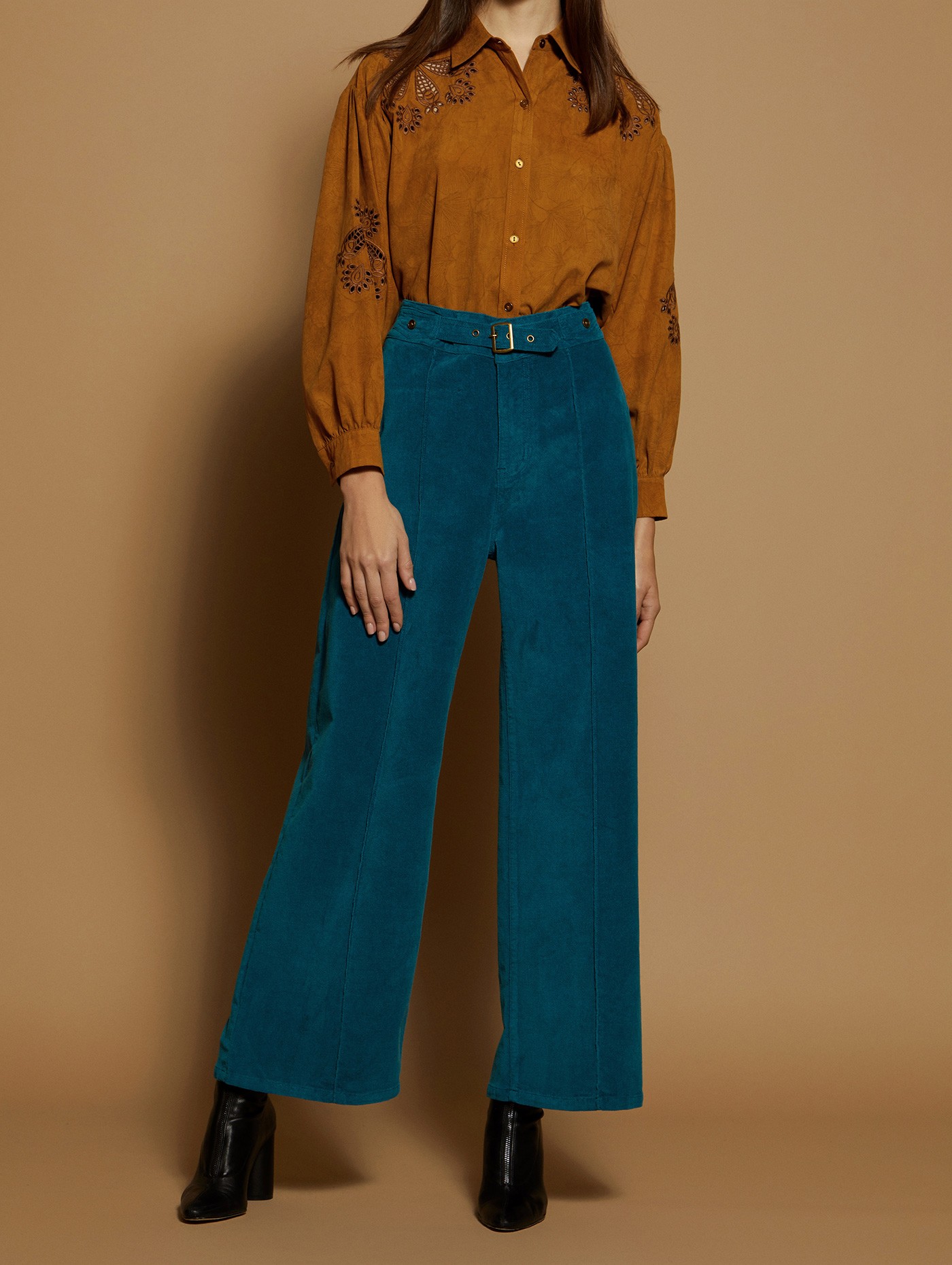 Velvet effect trousers 3